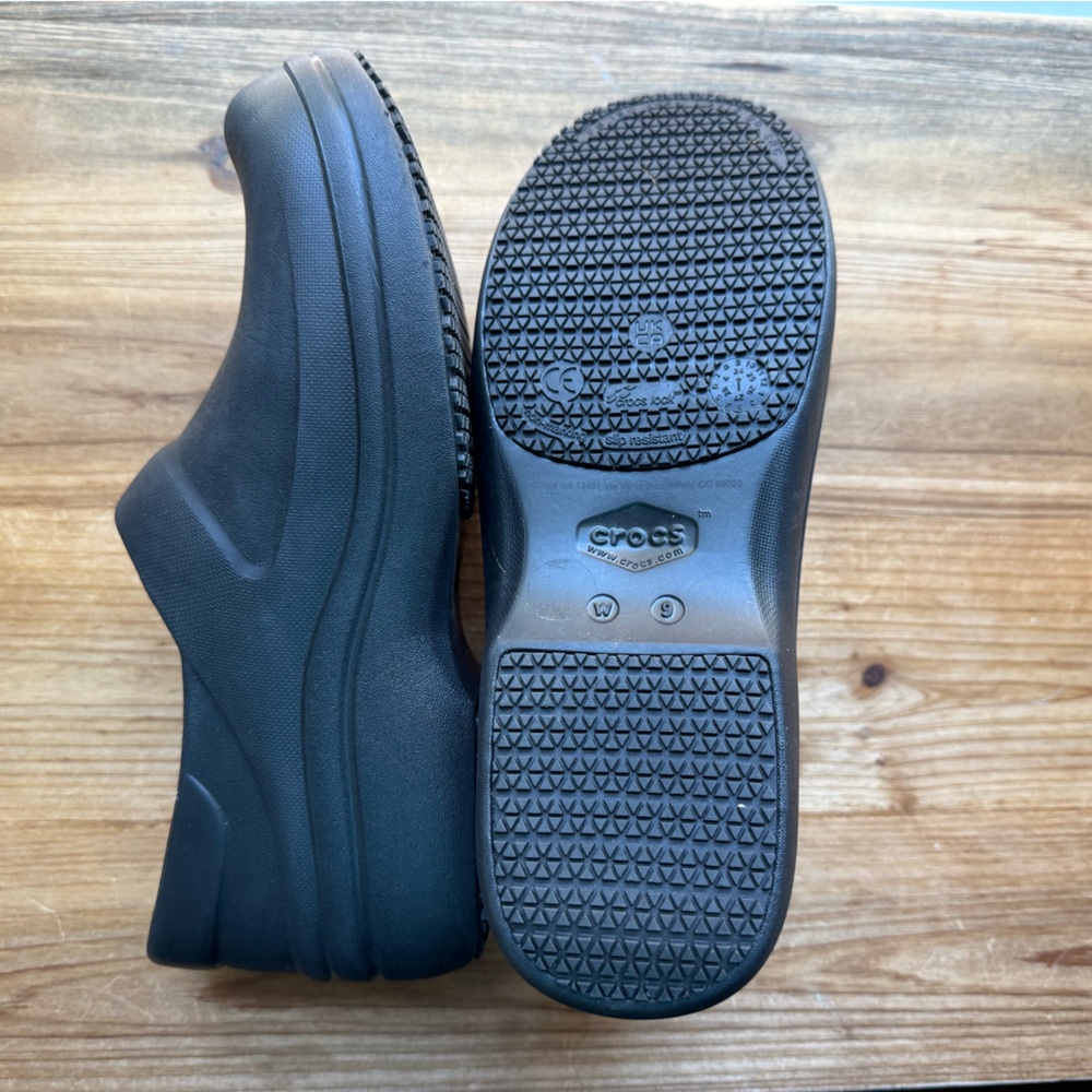 WOMEN'S CROCS WORK NERIA PRO II Black SLIP-RESISTANT CLOGS size 9 - Picture 6 of 6